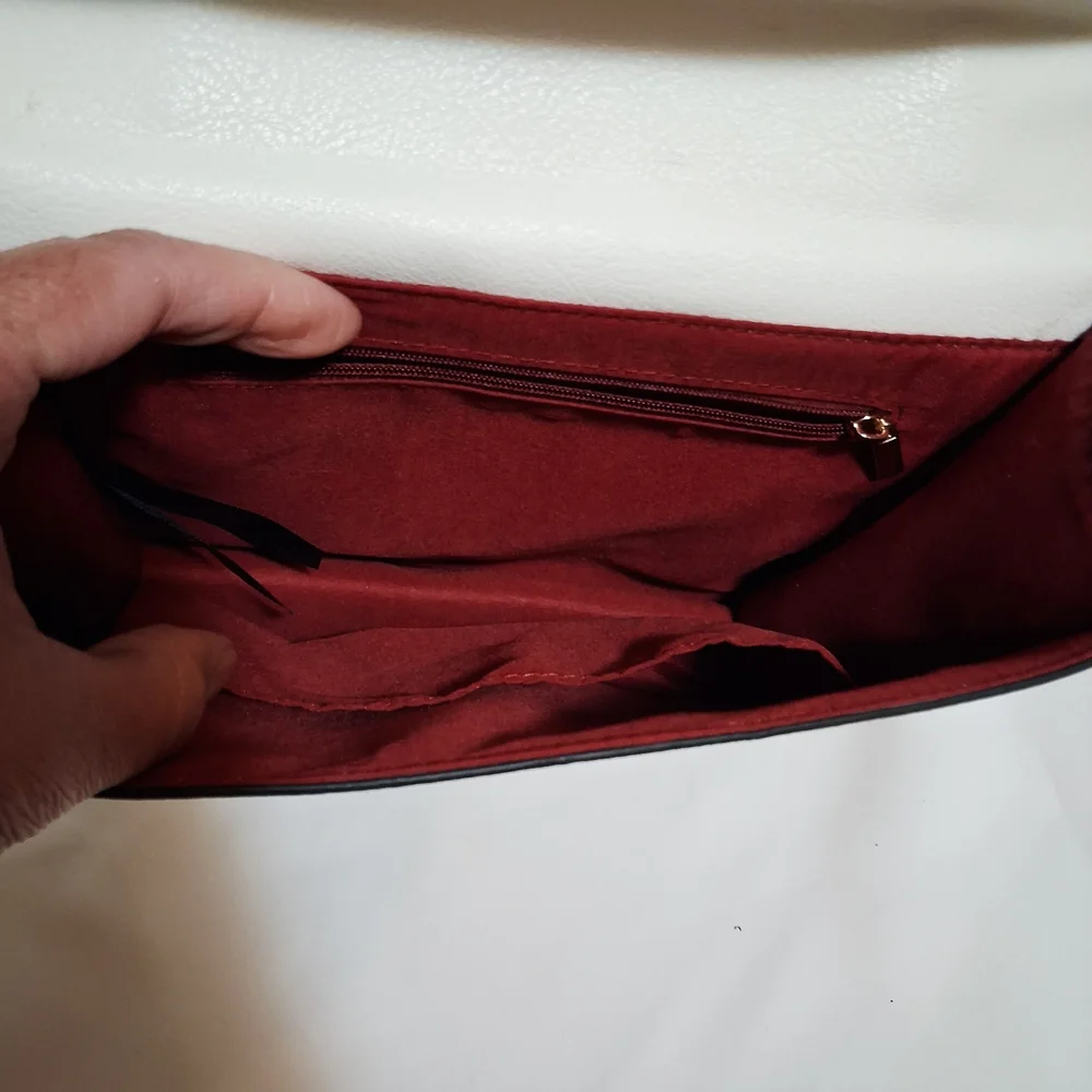 Harry Potter Hogwarts Letter Crossbody Bag Cream Envelope Style Chain Strap‎